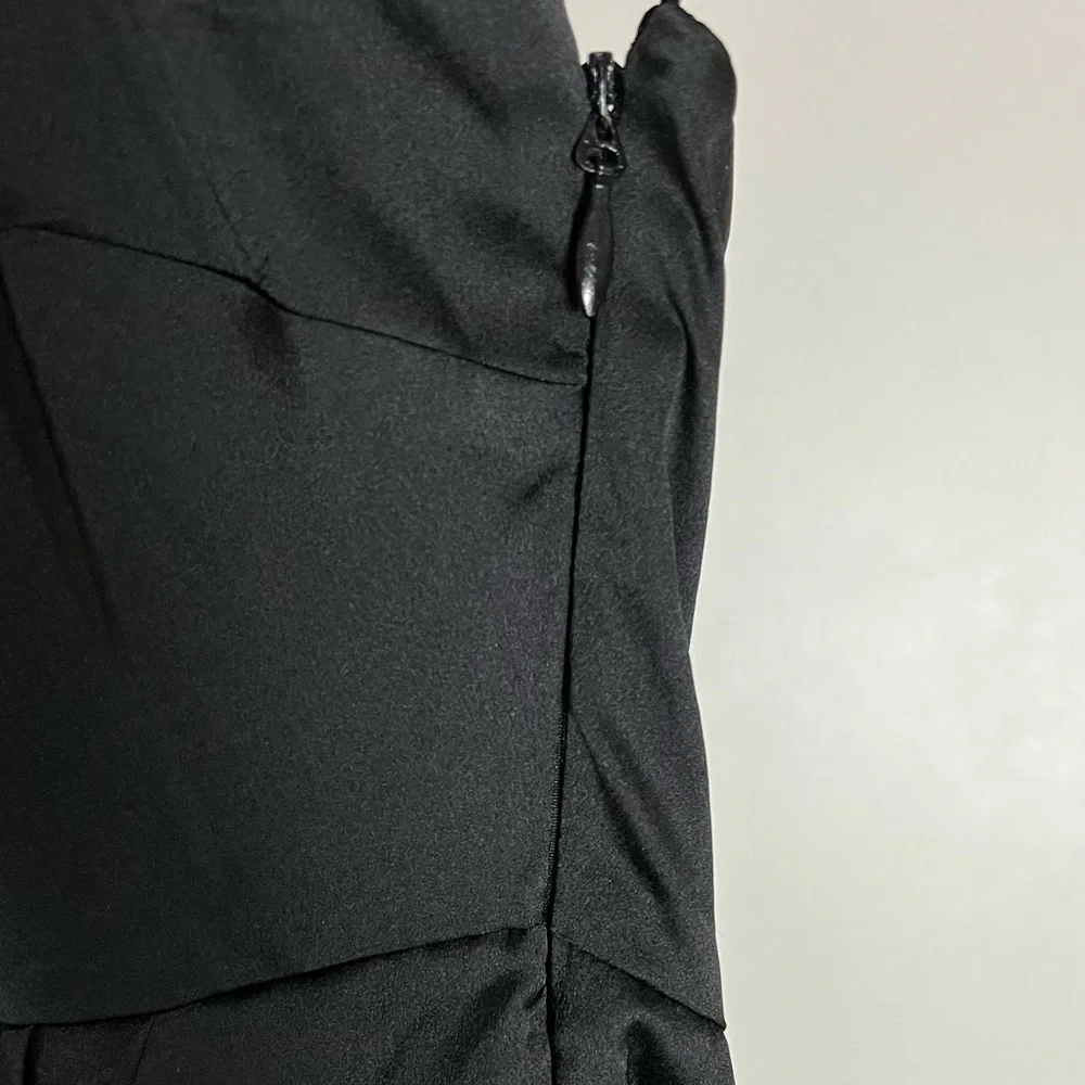 (Black)Morgan One Shoulder Gown - Picture 14 of 14